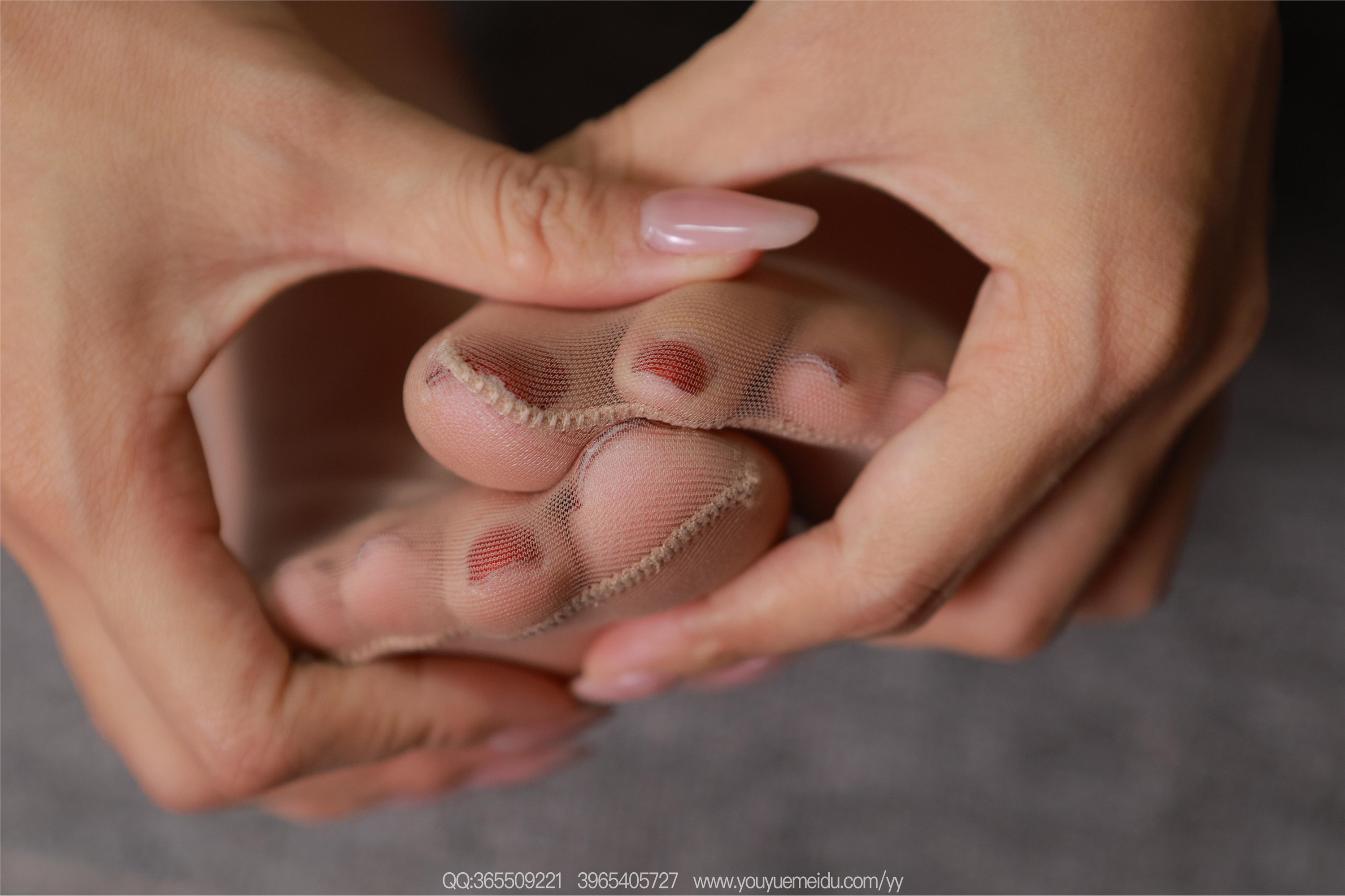 IESS异思趣向  2025.10.26 丝享家 2194 美子《迷人OL》